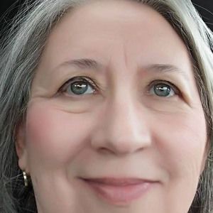 Meet your Posher, Benita